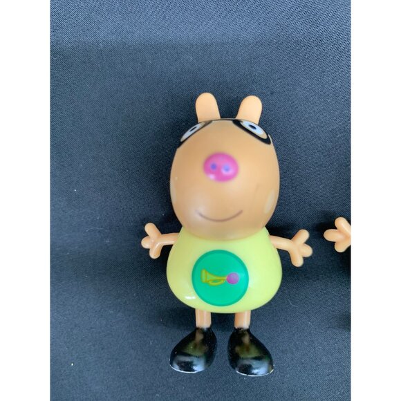 Peppa Pig Themed Kids Toy Figures & Accessories Set - Picture 2 of 6